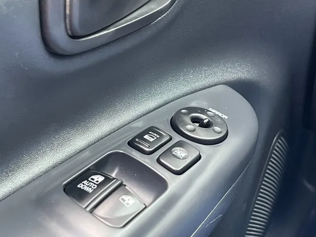 2011 Hyundai Accent GL - Photo 13