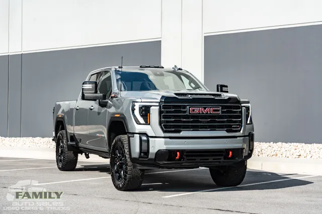 2024 GMC Sierra 2500HD AT4 - Photo 15