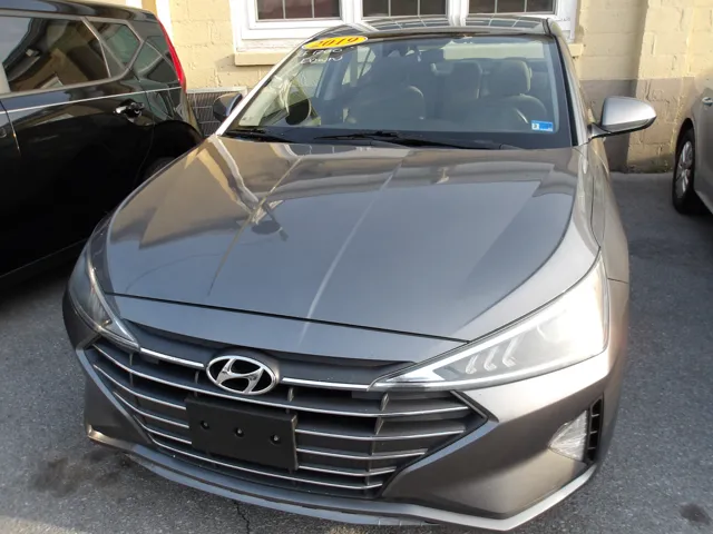 2019 Hyundai Elantra 2.0 SEL A/T SULEV's photo