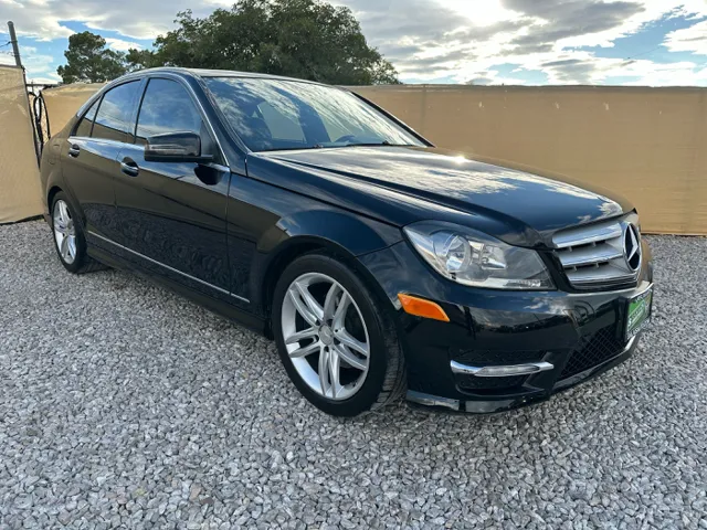 2012 Mercedes-Benz C-Class's photo