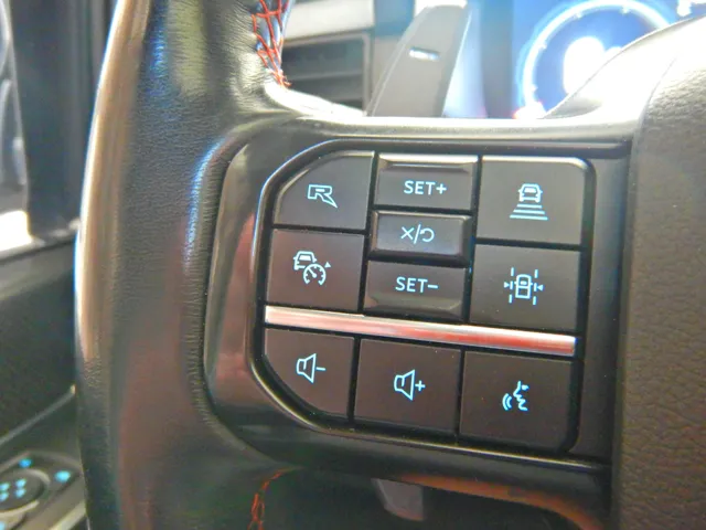 2022 Ford F-150 Raptor - Photo 42
