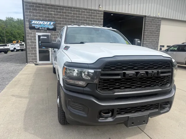 2023 RAM 3500's photo