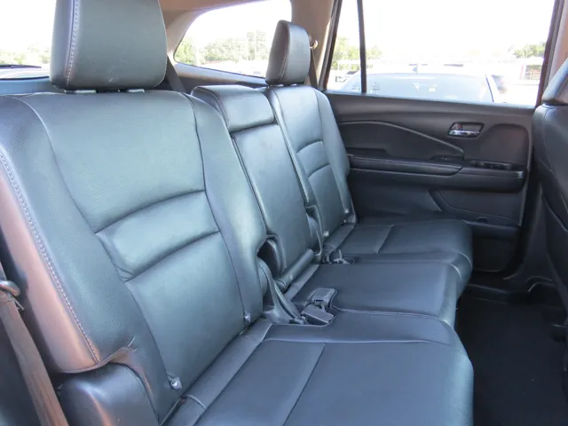2018 Honda Pilot EX-L photo 19