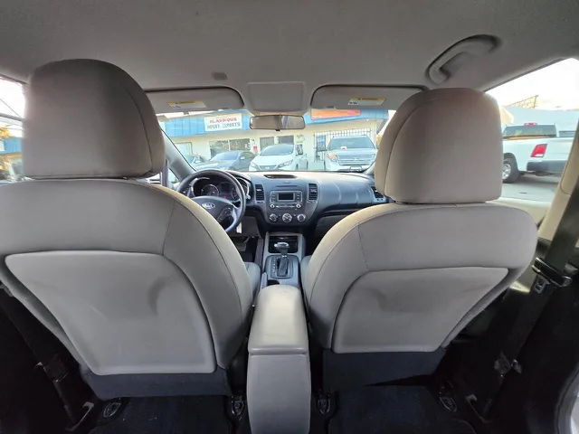 2014 Kia Forte LX - Photo 30
