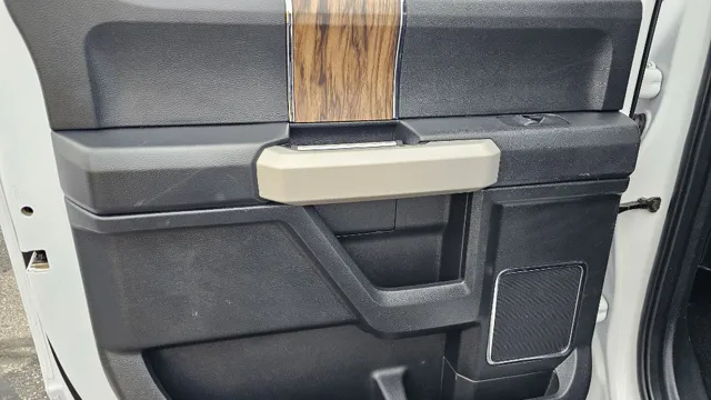 2019 Ford F-150 XLT - Photo 38