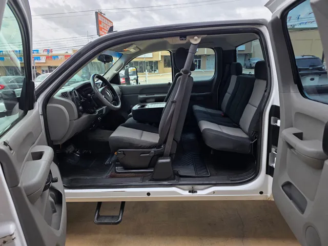 2007 Chevrolet Silverado 2500HD Work Truck - Photo 8