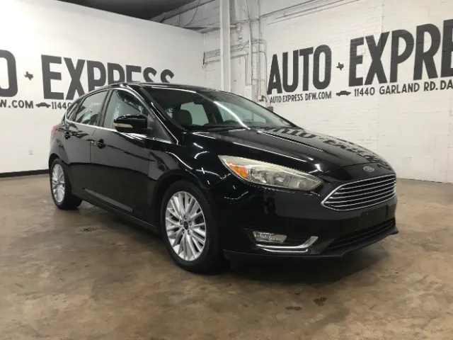 2016 Ford Focus Titanium's photo