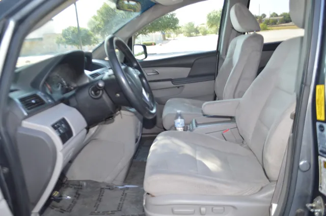 2011 Honda Odyssey EX - Photo 11