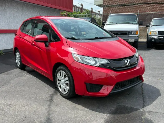 2017 Honda Fit LX 6MT's photo