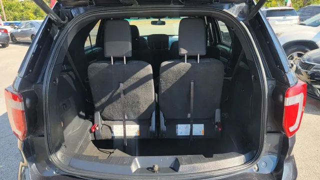 2017 Ford Explorer XLT - Photo 18