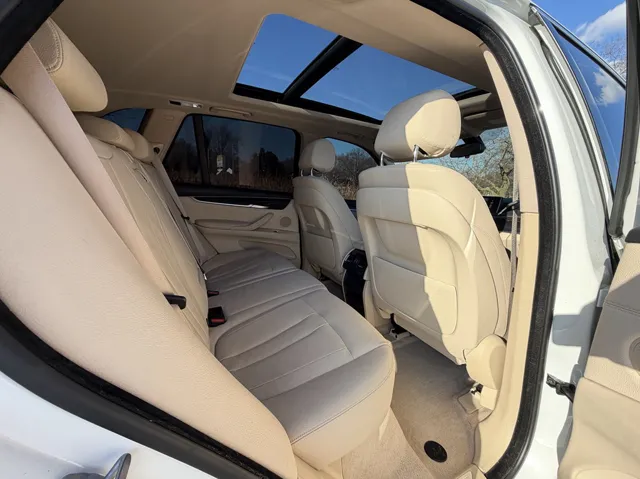 2015 BMW X5 xDrive35d - Photo 18