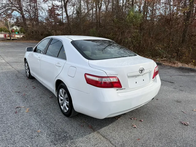 2007 Toyota Camry LE - Photo 8