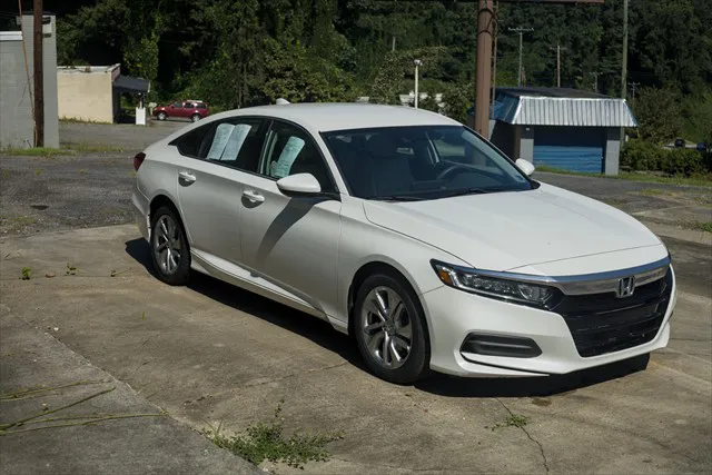 2019 Honda Accord LX - Photo 8