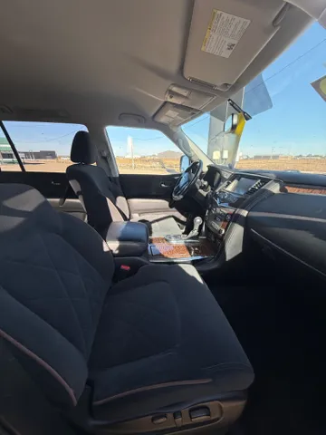 2018 Nissan Armada SV - Photo 11