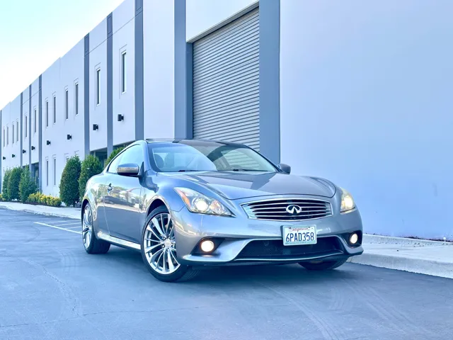 2011 INFINITI G's photo