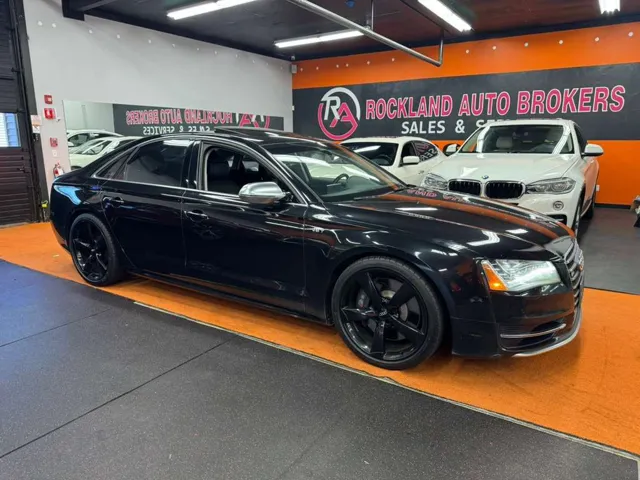 2013 Audi S8 Base