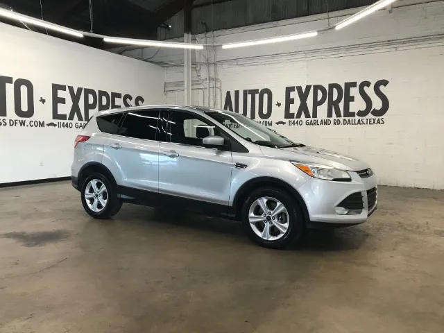 2016 Ford Escape SE FWD photo
