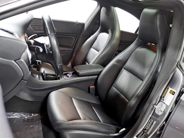 2014 Mercedes Benz CLA 250 4MATIC photo 21