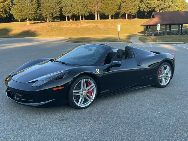 2013 Ferrari 458 Spider Base photo 8