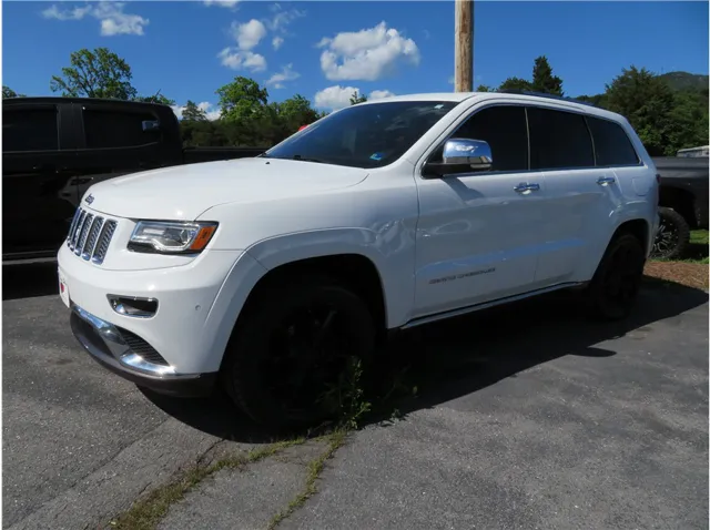 2015 Jeep Grand Cherokee Summit 4WD's photo