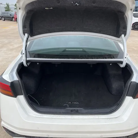 2024 Nissan Altima SV - Photo 11