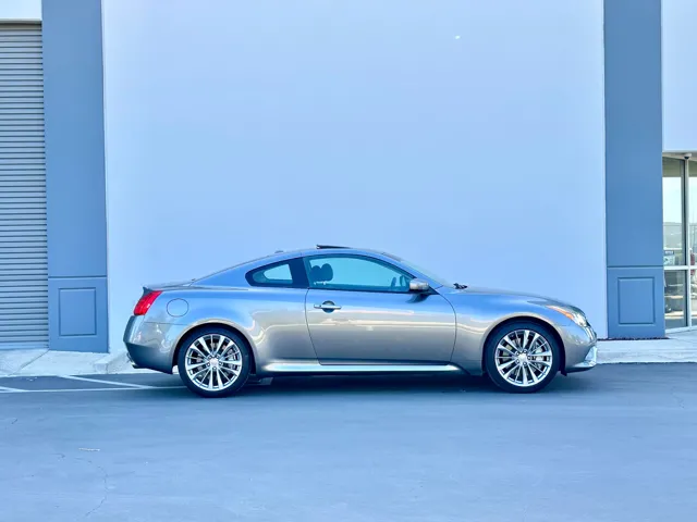 2011 INFINITI G Coupe 37 Journey - Photo 9