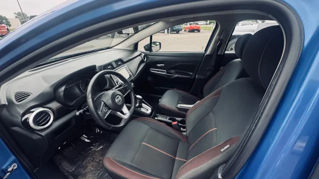 2020 Nissan Versa Sedan SR - Photo 6