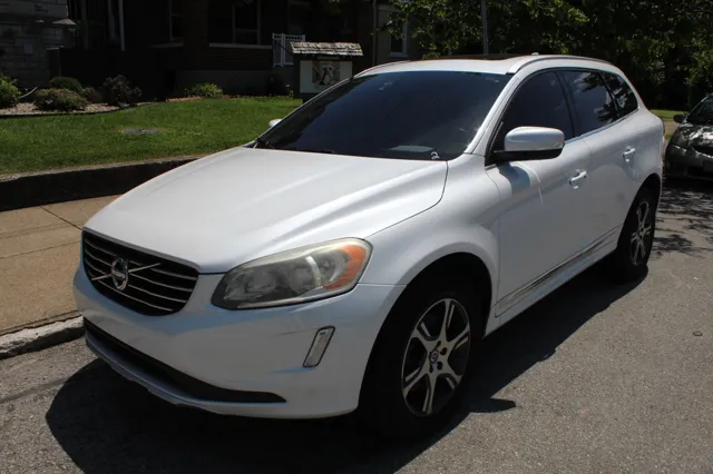 2015 Volvo XC60 T6 AWD Auto Premier Plus's photo