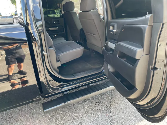 2016 Chevrolet Silverado LT photo 22