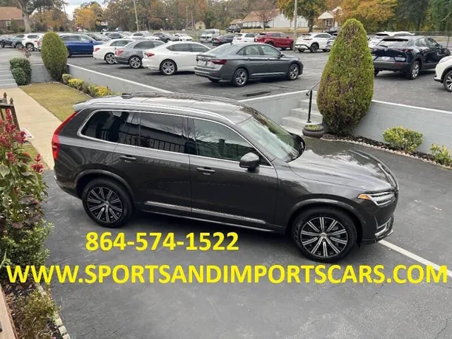 2024 Volvo XC90 Core's photo