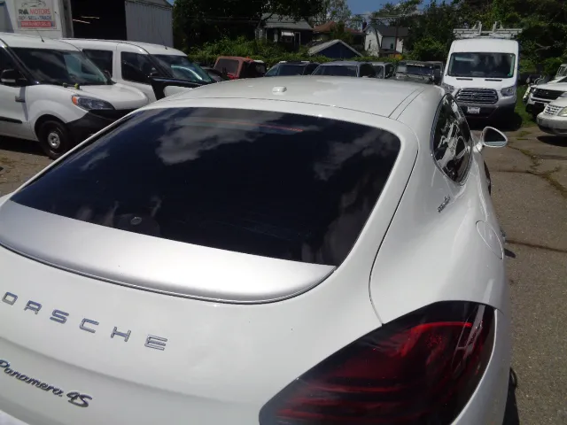 2015 Porsche Panamera S - Photo 54