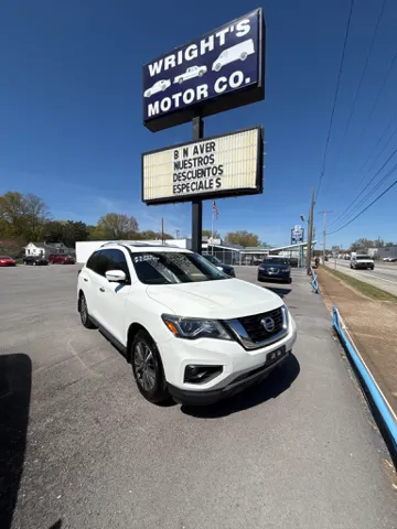 2017 Nissan Pathfinder SL