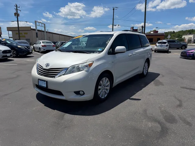 2017 Toyota Sienna