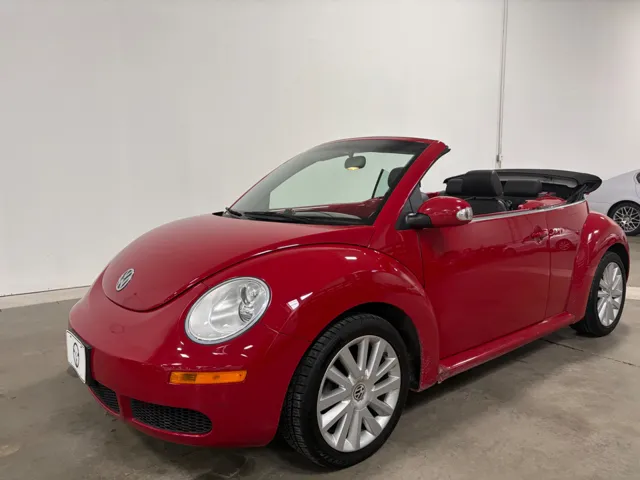 2009 Volkswagen New Beetle Base