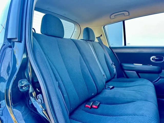 2011 Nissan Versa SL - Photo 37