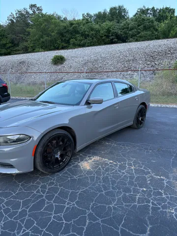 2019 Dodge Charger SXT's photo