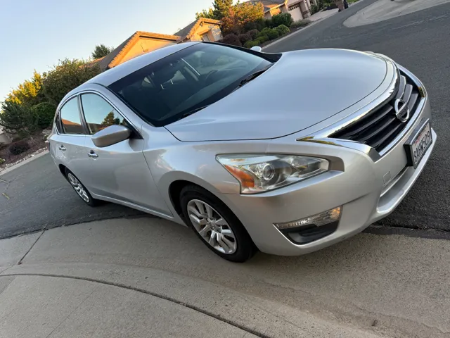 2015 Nissan Altima 2.5 S FWD photo