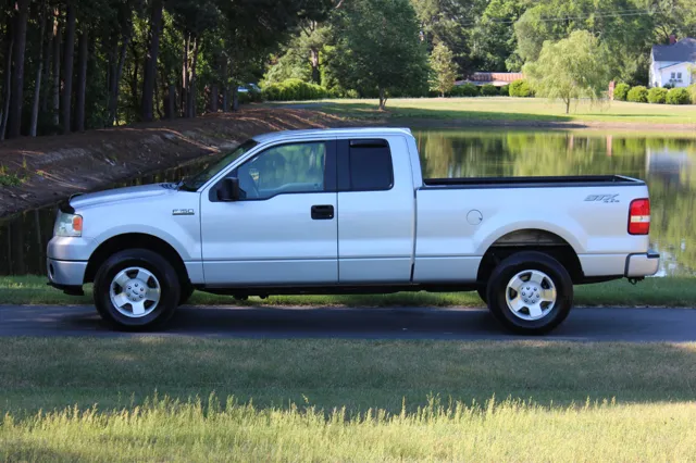 2007 Ford F-150 STX - Photo 6