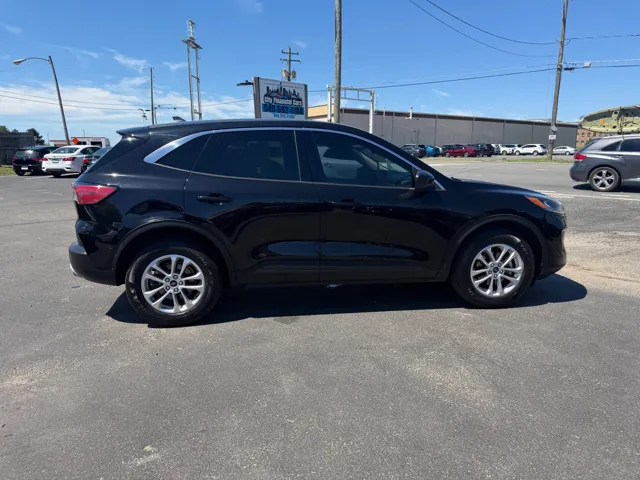 2020 Ford Escape SE - Photo 11
