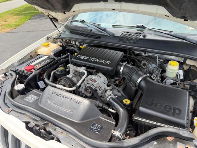 2004 Jeep Grand Cherokee Laredo 4WD