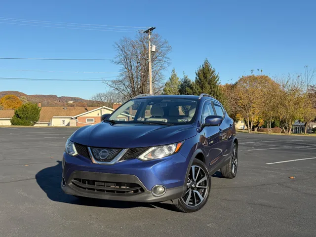 2018 Nissan Rogue Sport SL's photo