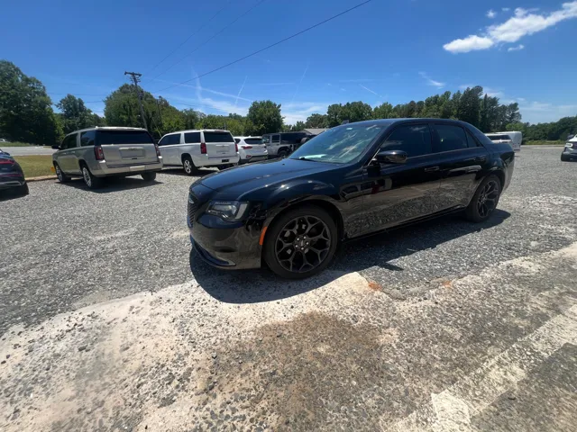 2019 Chrysler 300