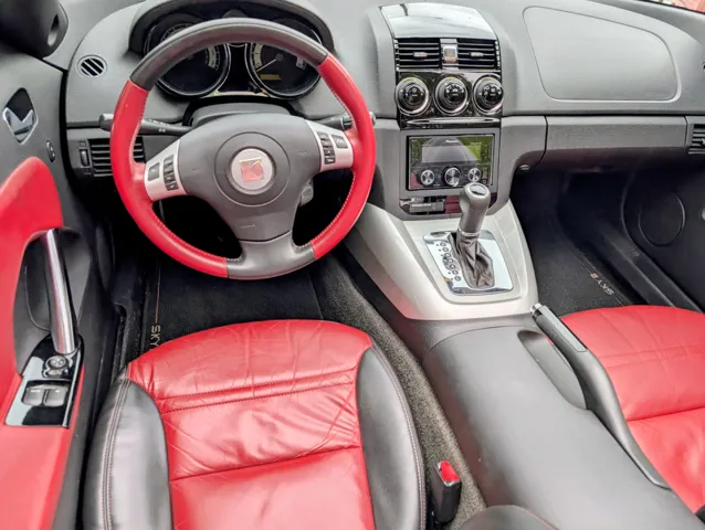 2008 Saturn Sky Turbo Convertible photo 11