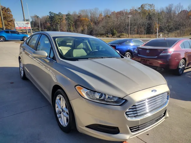2015 Ford Fusion SE