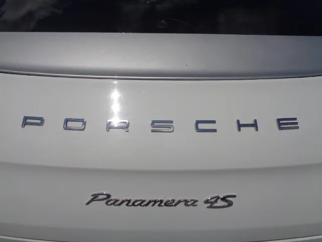 2015 Porsche Panamera S - Photo 53