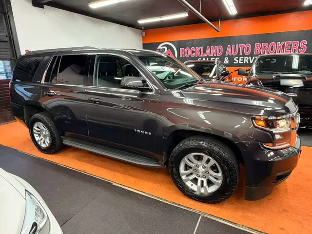 2016 Chevrolet Tahoe LS's photo