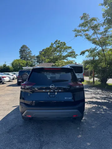 2023 Nissan Rogue SV - Photo 4