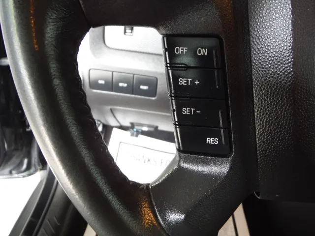 2011 Ford Escape Limited - Photo 15