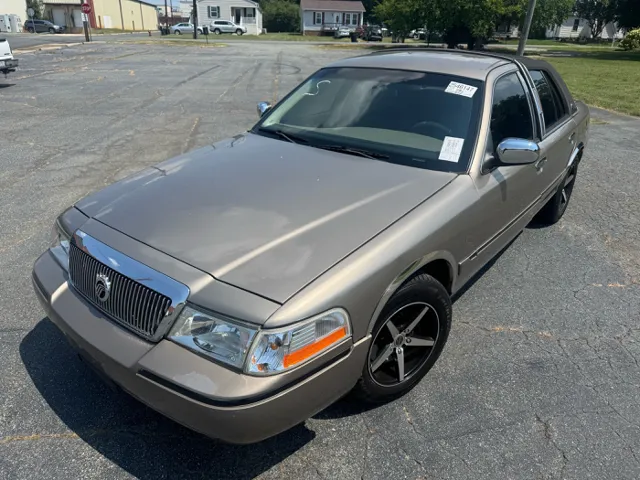 2004 Mercury Grand Marquis