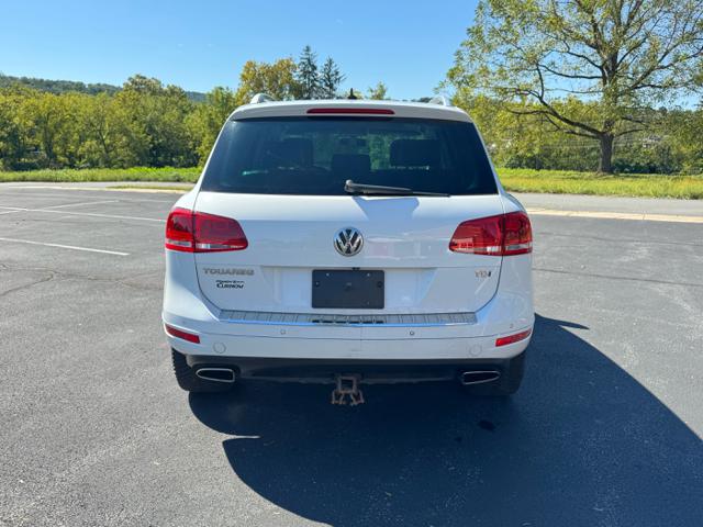 2012 Volkswagen Touareg Executive TDI